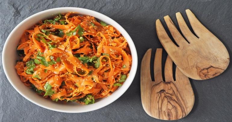 Salad with carrot stripes and cedar nuts!